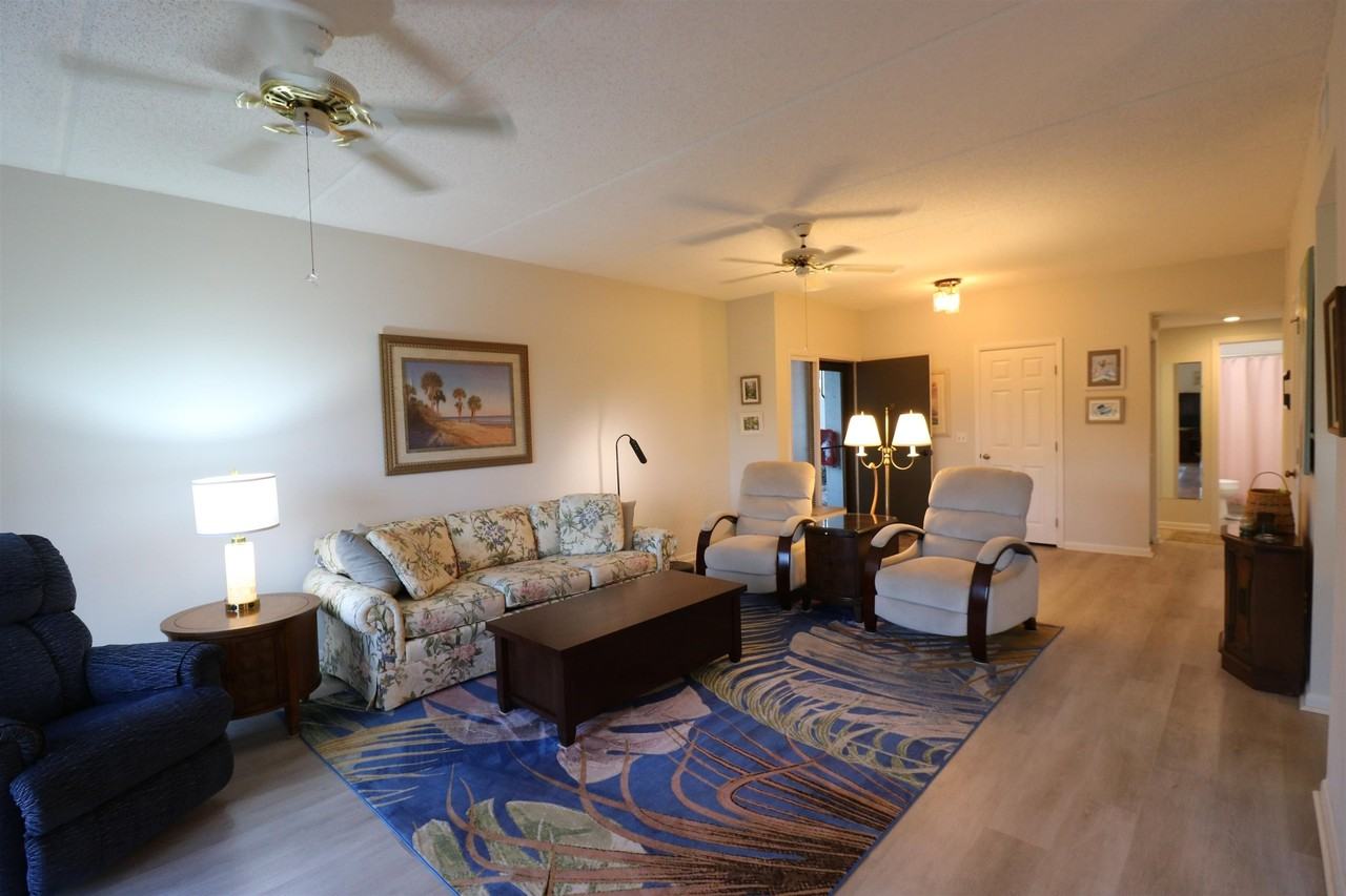 31 Aledo Ct - Photo 3 of 26