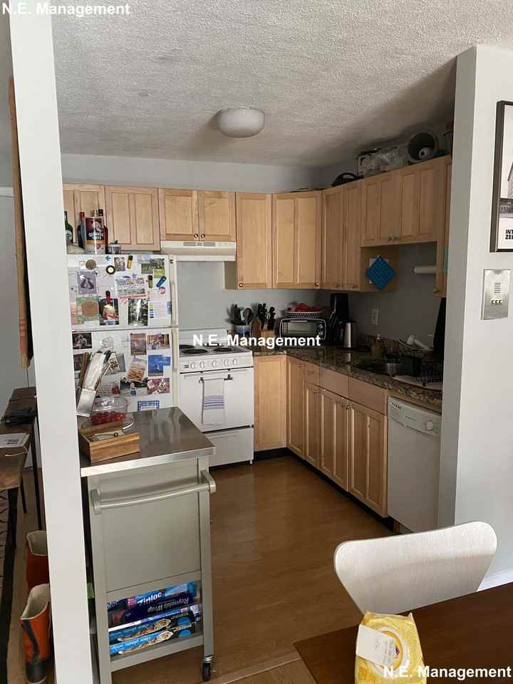 18 Walbridge St #34 - Photo 5 of 11