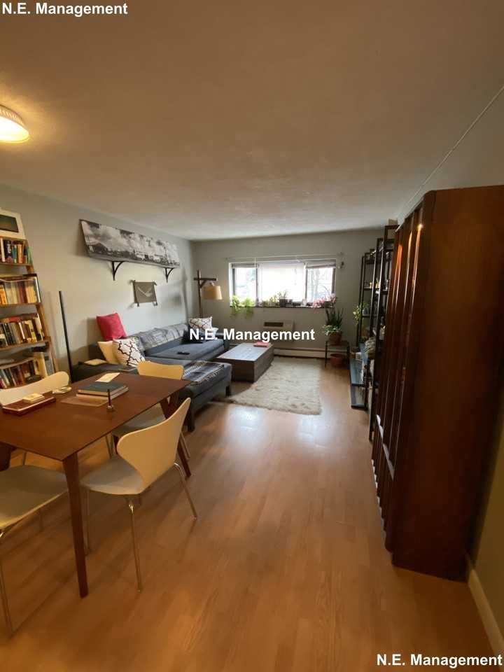 18 Walbridge St #34 - Photo 7 of 11