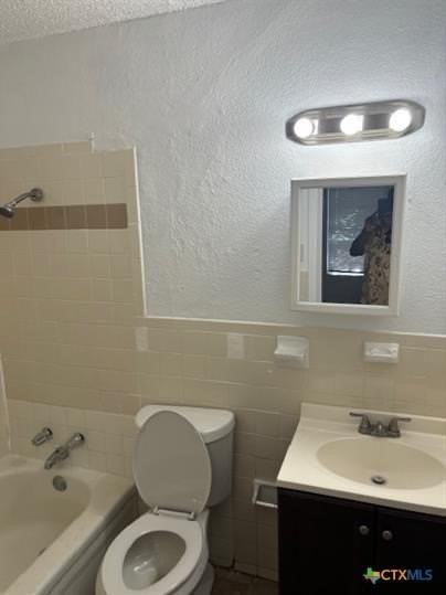 510 Bremser Ave Apt D - Photo 3 of 5