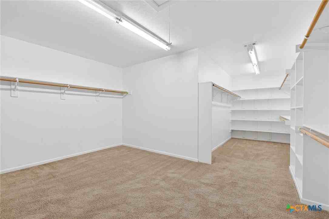 1108 Houston St - Photo 6 of 13