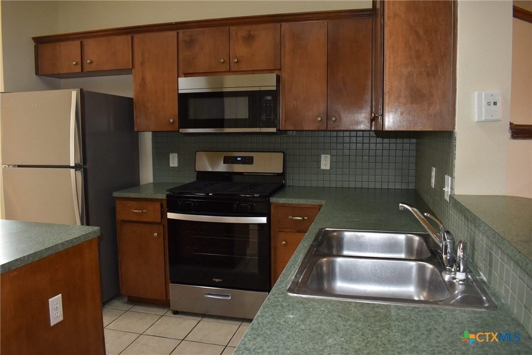 2215 Dry Creek Dr Apt 516 - Photo 3 of 5