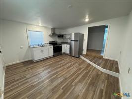 featured image of 1209 Raymond St