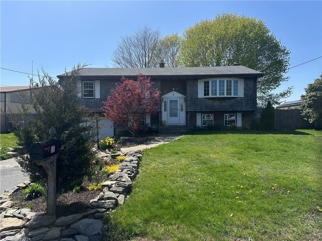 11 Pocono Rd - Photo 3 of 47