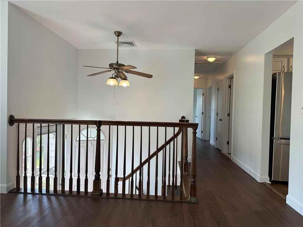 11 Pocono Rd - Photo 7 of 47