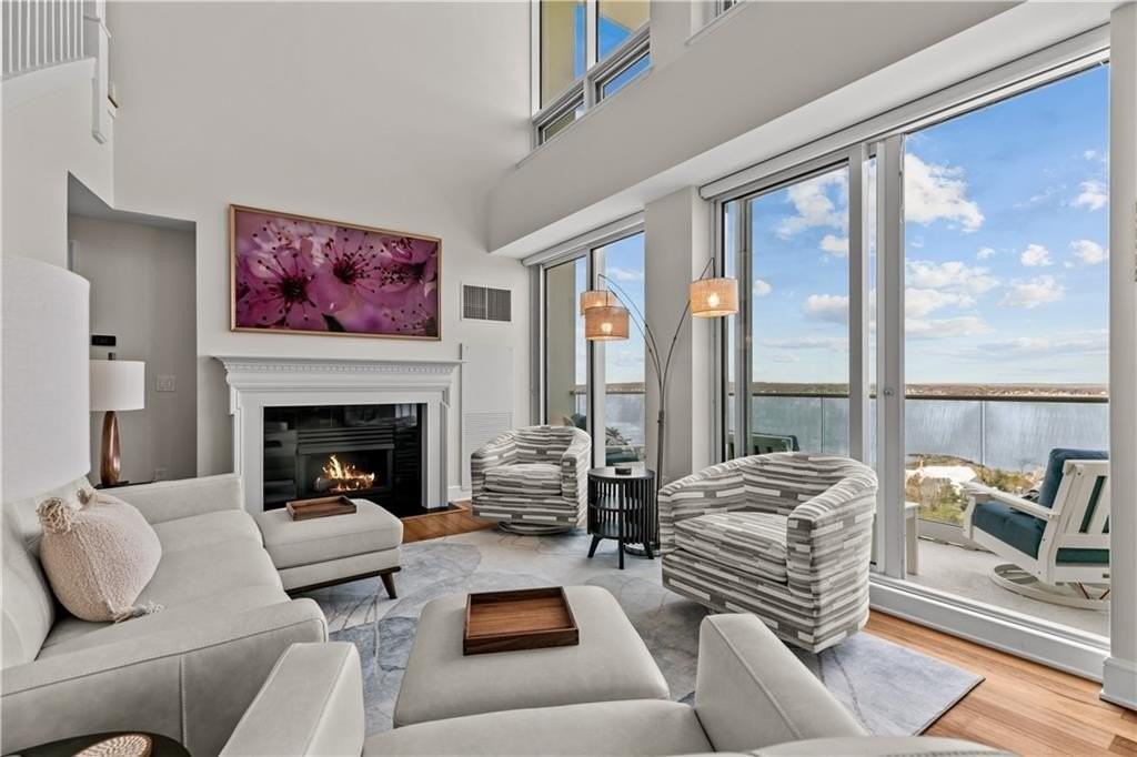 1 Tower Dr Apt 1503 - Photo 5 of 30