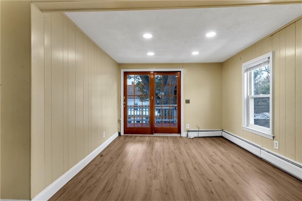 24 Whipple Ave Unit 2 - Photo 3 of 15