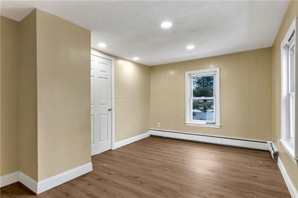 24 Whipple Ave Unit 2 - Photo 4 of 15