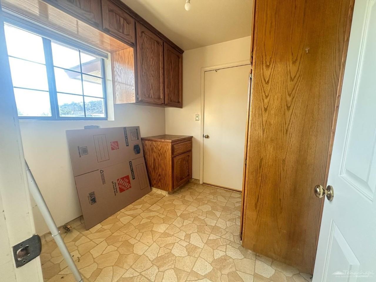 23451 Mashie Ct - Photo 7 of 16