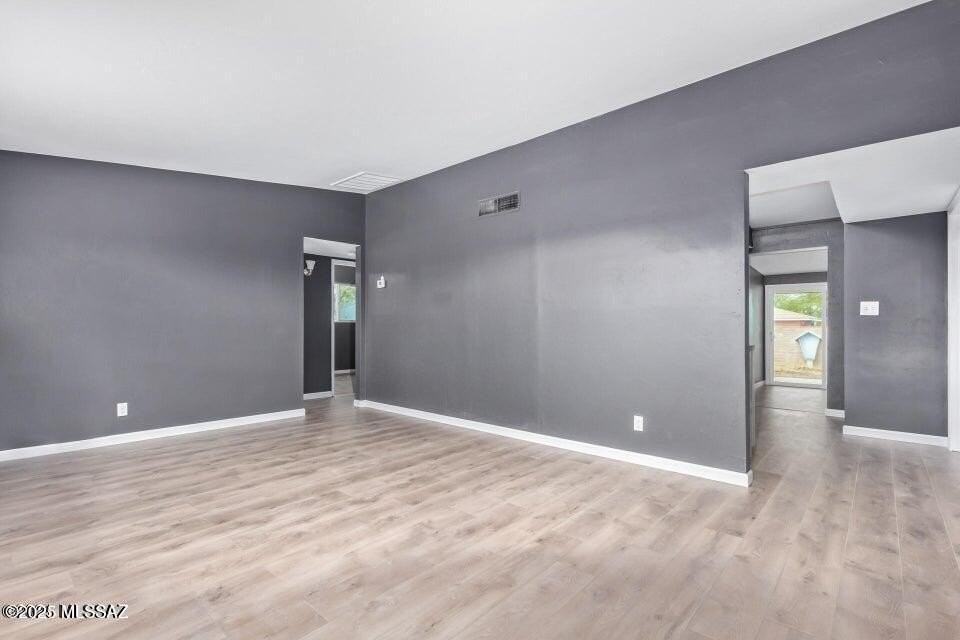 843 E Alturas St - Photo 2 of 23