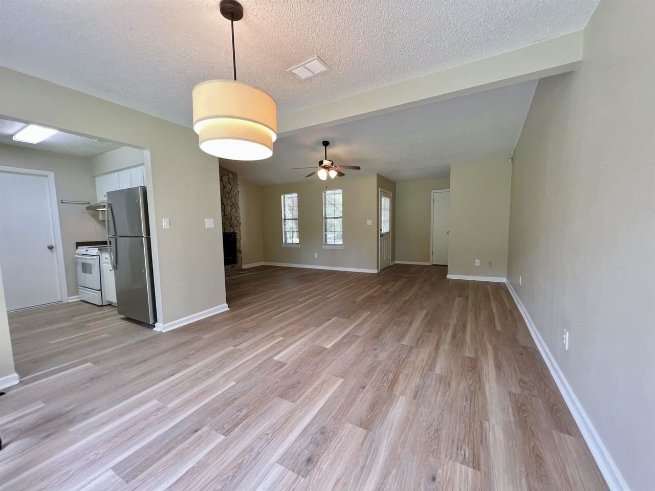 6913 Tomy Lee Trl - Photo 5 of 15