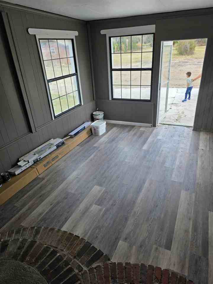 331 Robin Ave Nw - Photo 2 of 16