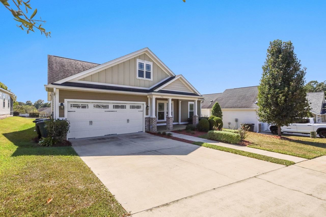 2561 Lantana Ln - Photo 4 of 46