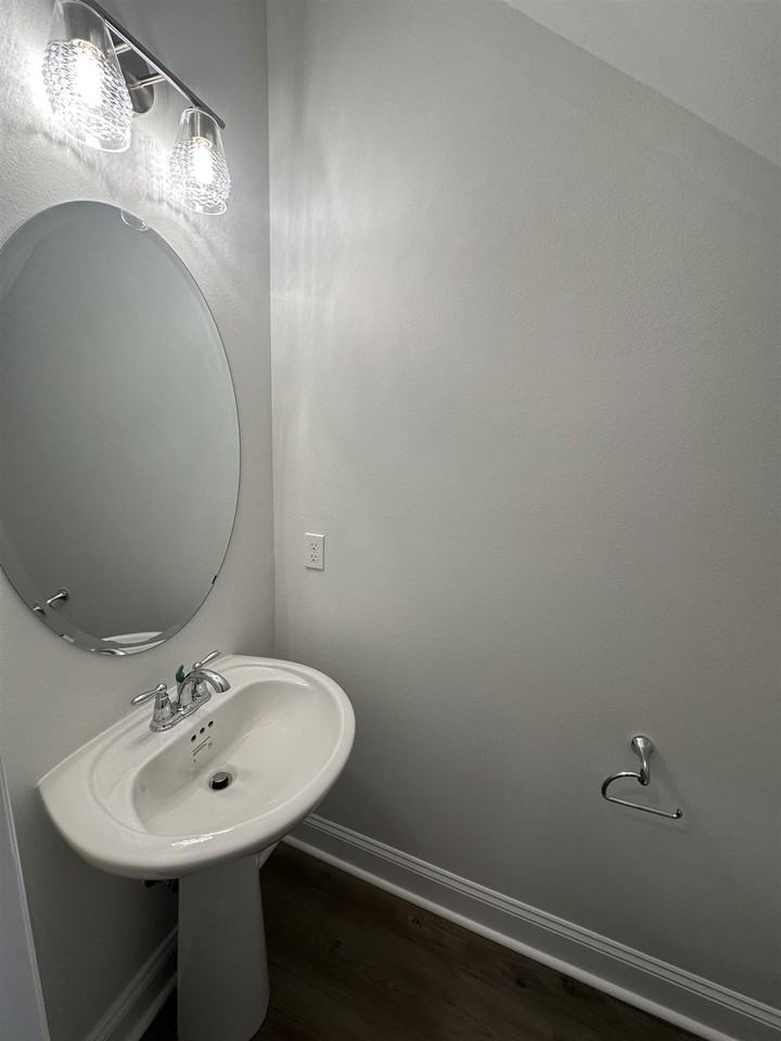 5662 Native Oak Dr - Photo 4 of 23