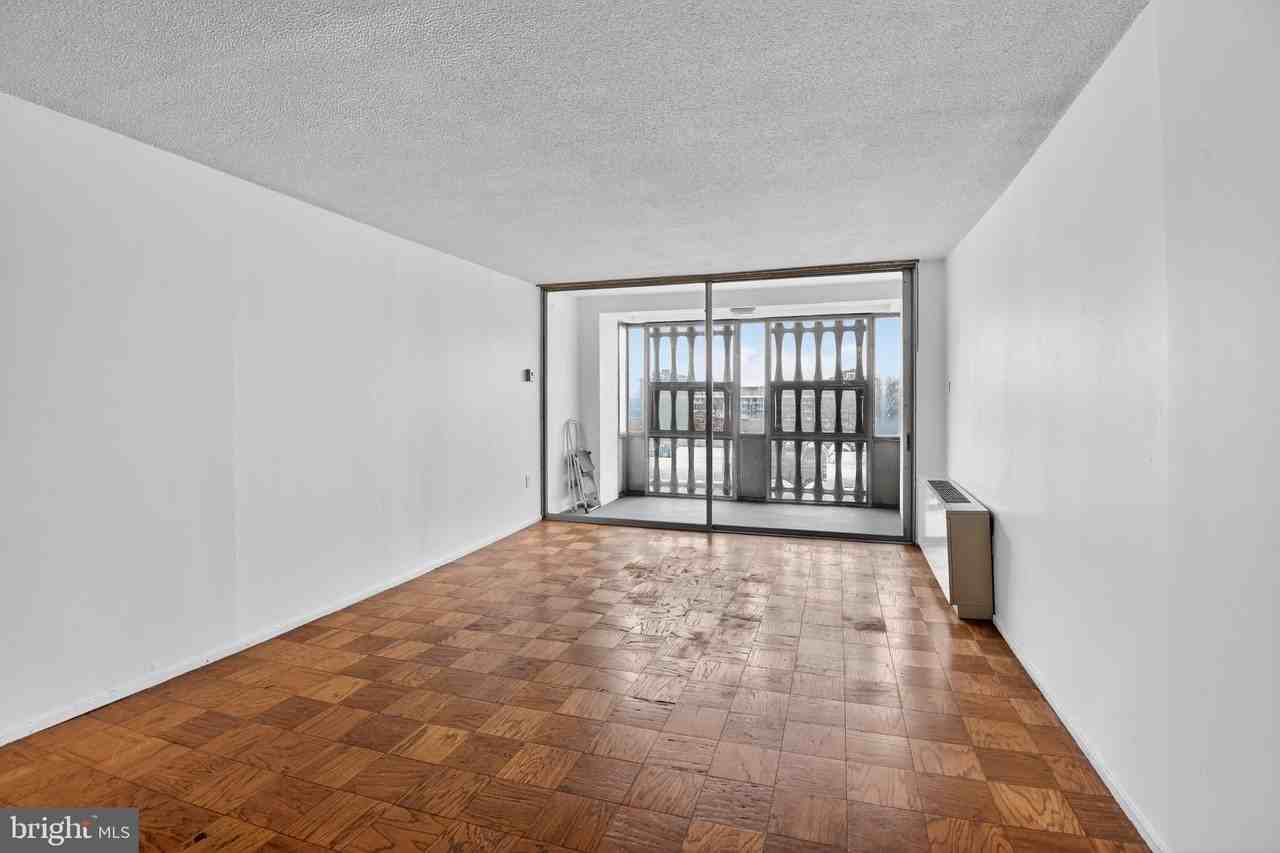 1301 Delaware Ave Sw #N602 - Photo 2 of 18