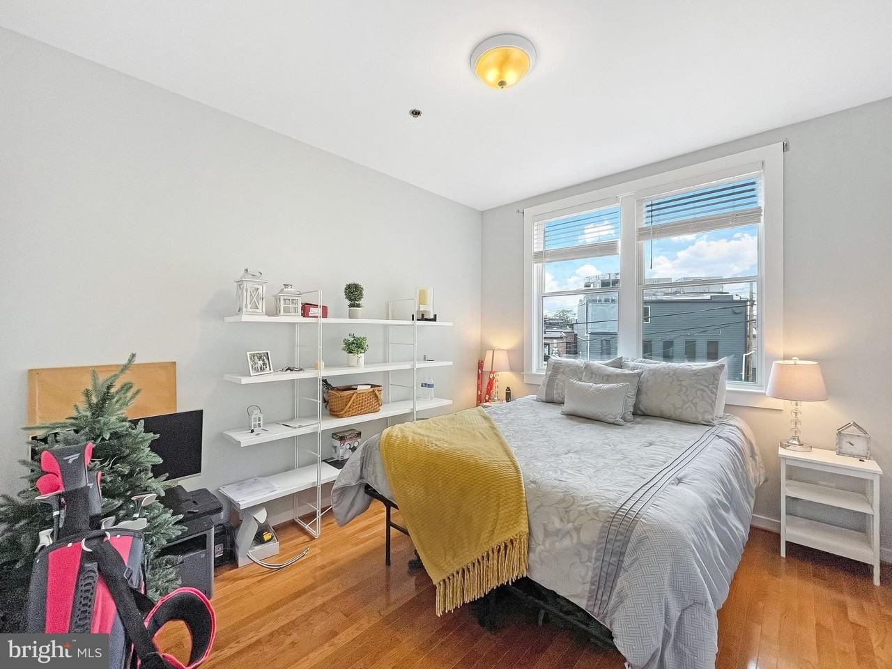 1367 Florida Ave Ne Apt 302 - Photo 7 of 23