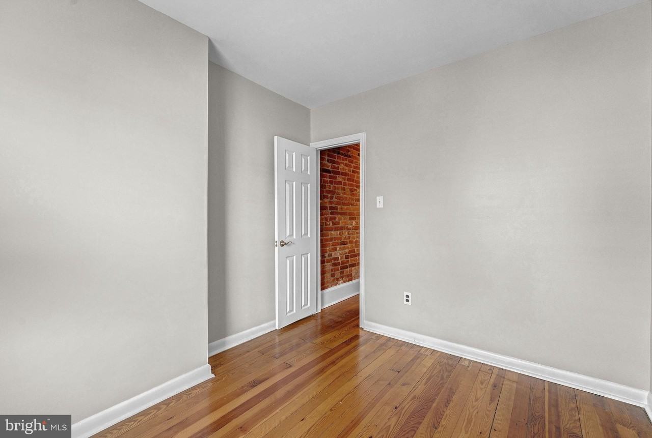 1613 Laurel St - Photo 6 of 25