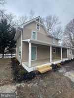 featured image of 997 Flemings Landing Rd