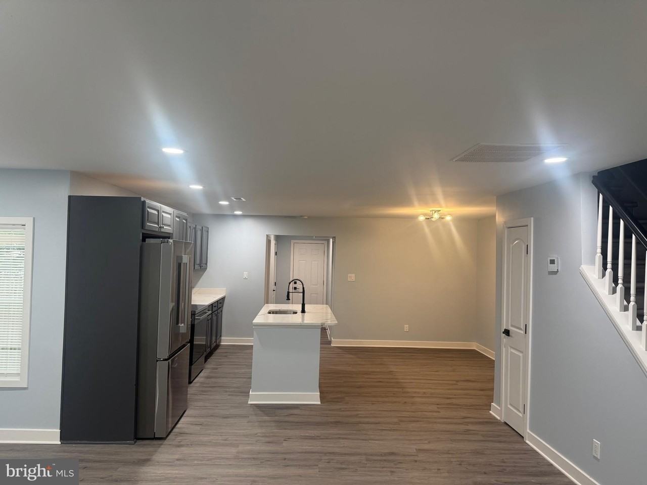 997 Flemings Landing Rd - Photo 3 of 18