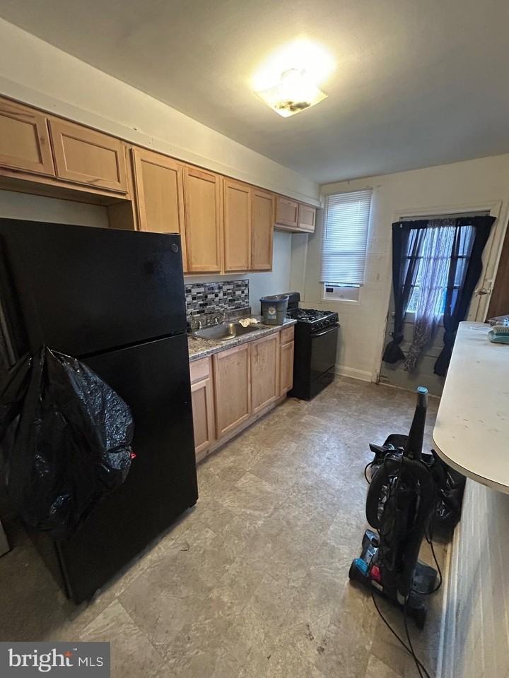 3513 Horton Ave - Photo 3 of 6