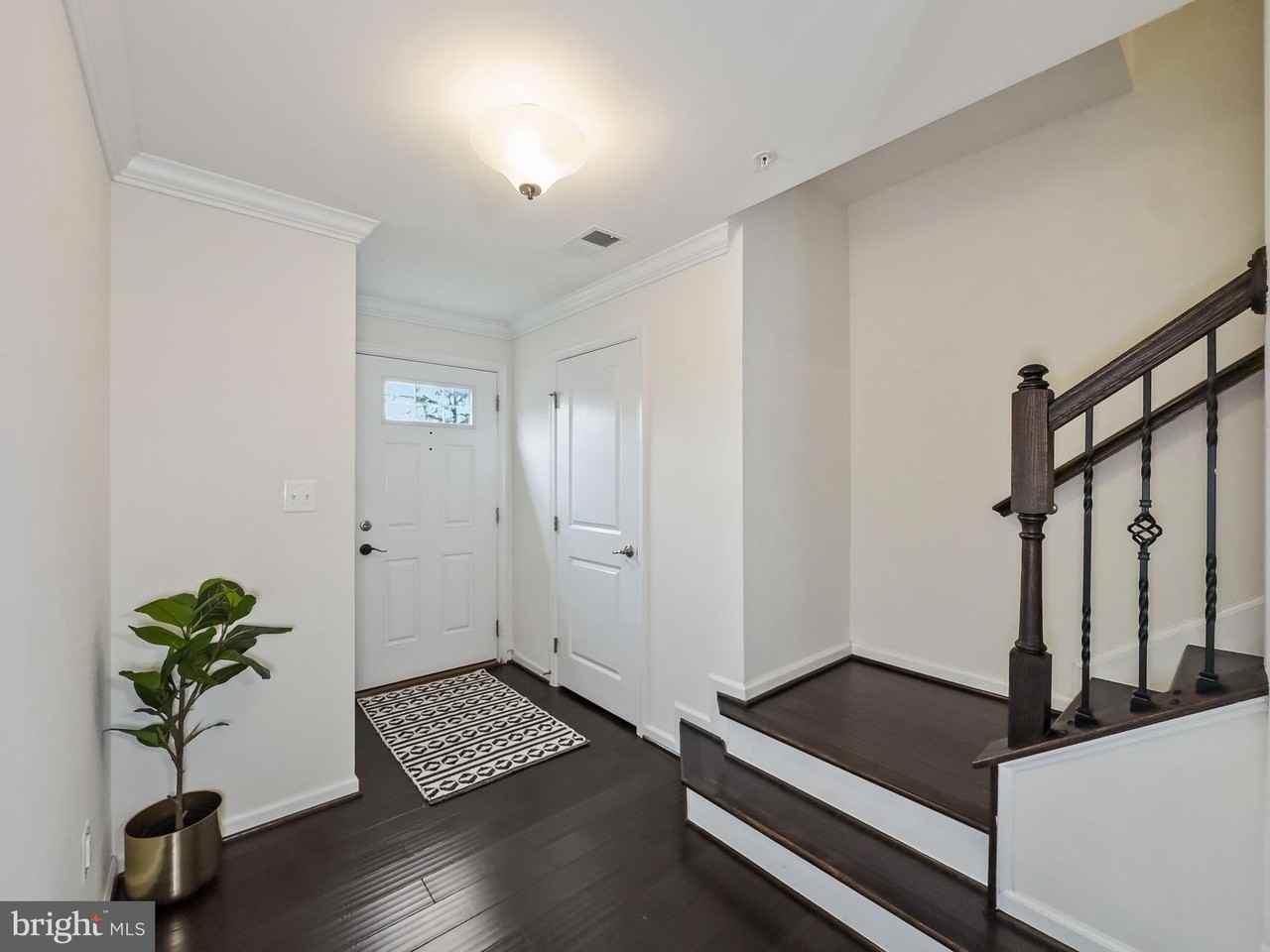 7607 Golden Slumber Ln - Photo 2 of 38