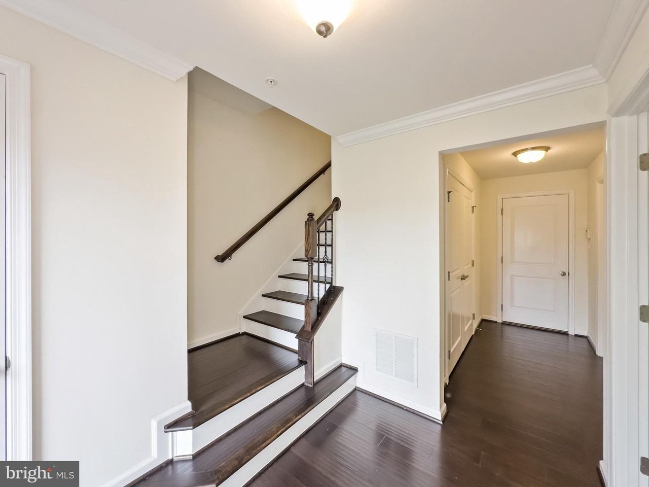 7607 Golden Slumber Ln - Photo 3 of 38