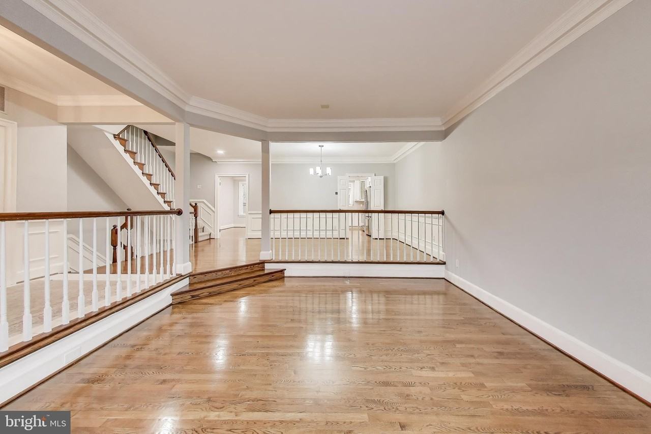 8017 Rising Ridge Rd - Photo 5 of 50