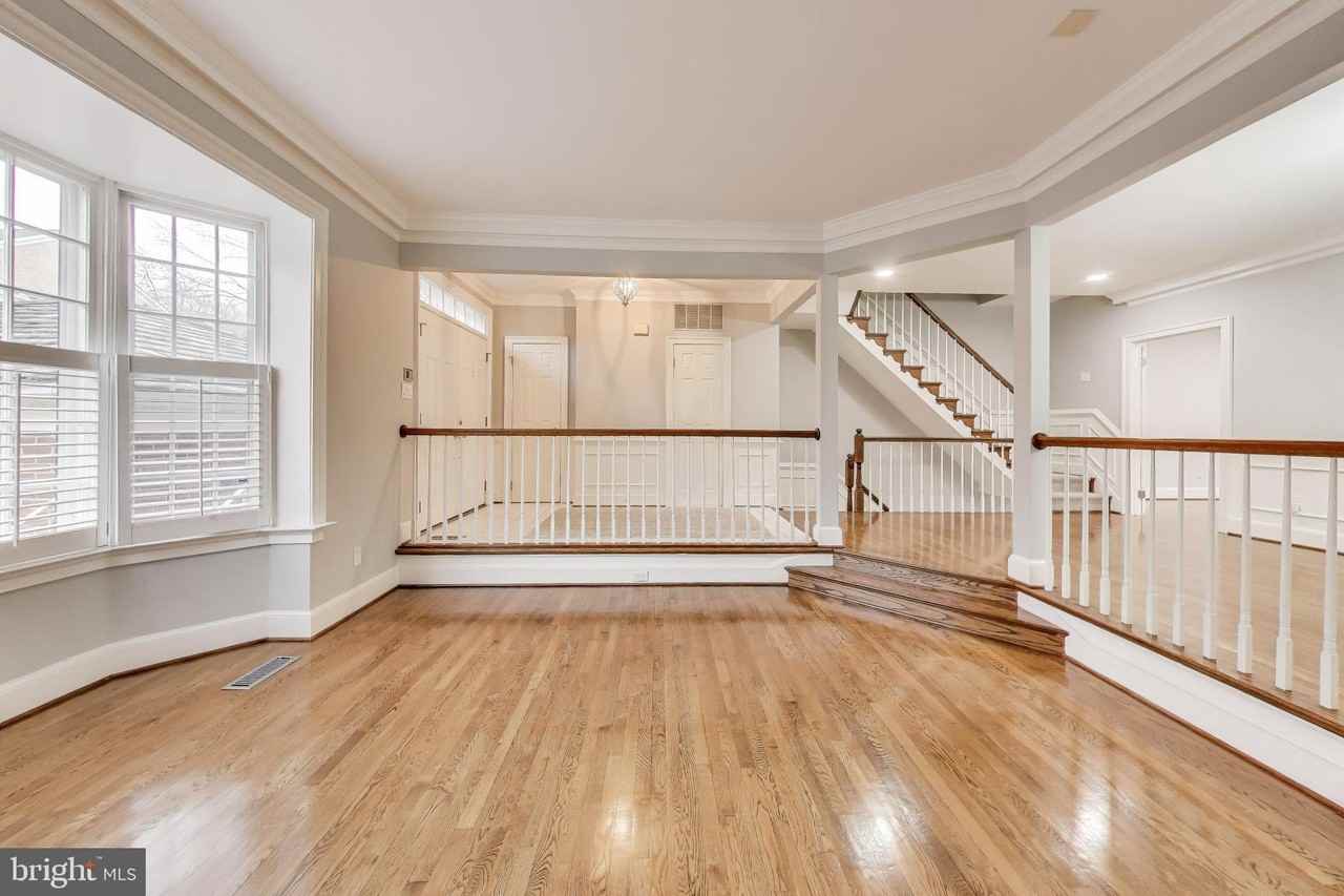 8017 Rising Ridge Rd - Photo 6 of 50