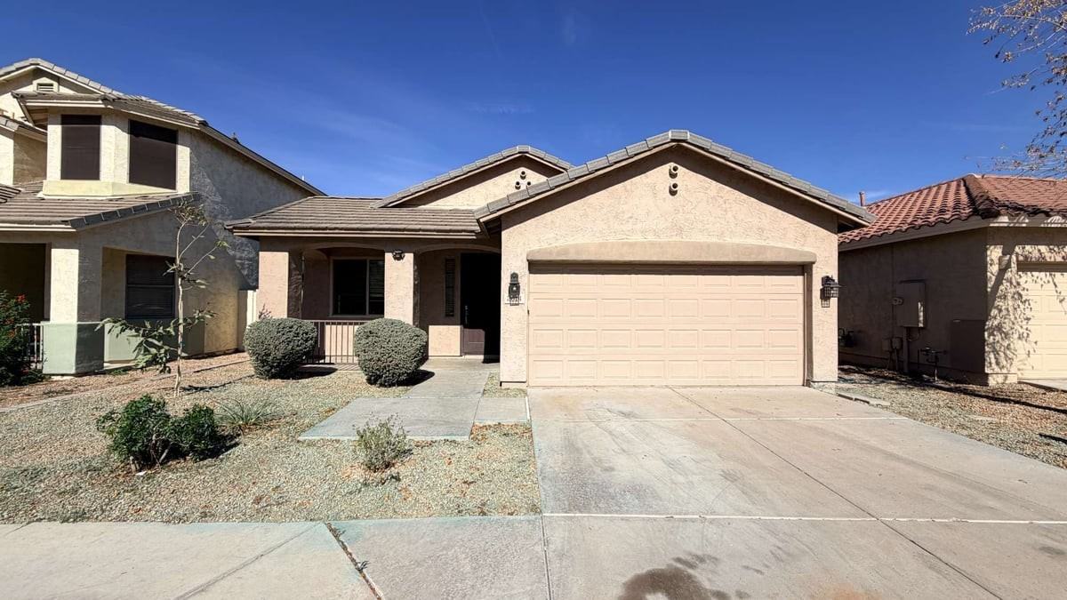 2614 E Fremont Rd - Photo 2 of 43