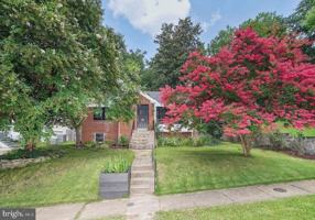 featured image of 5602 Hawthorne St