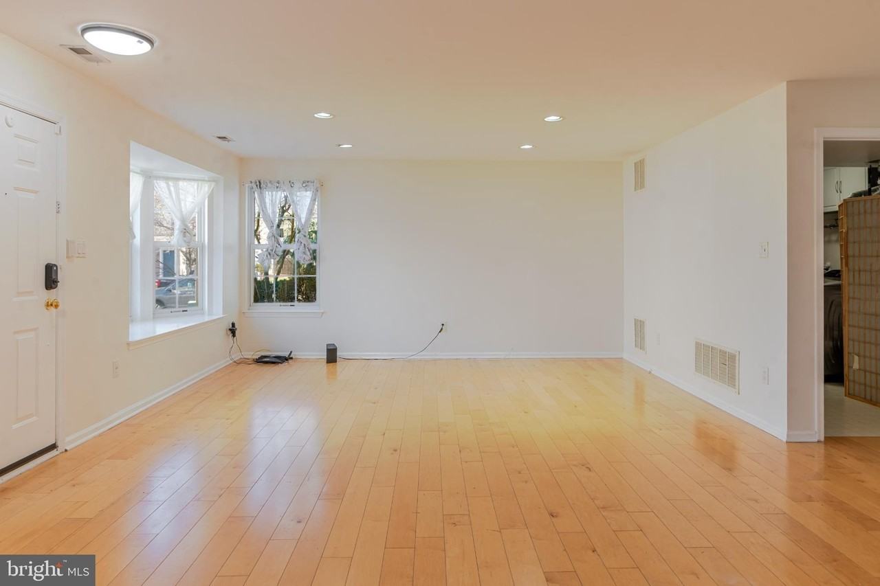 21 Stokes Rd - Photo 5 of 36