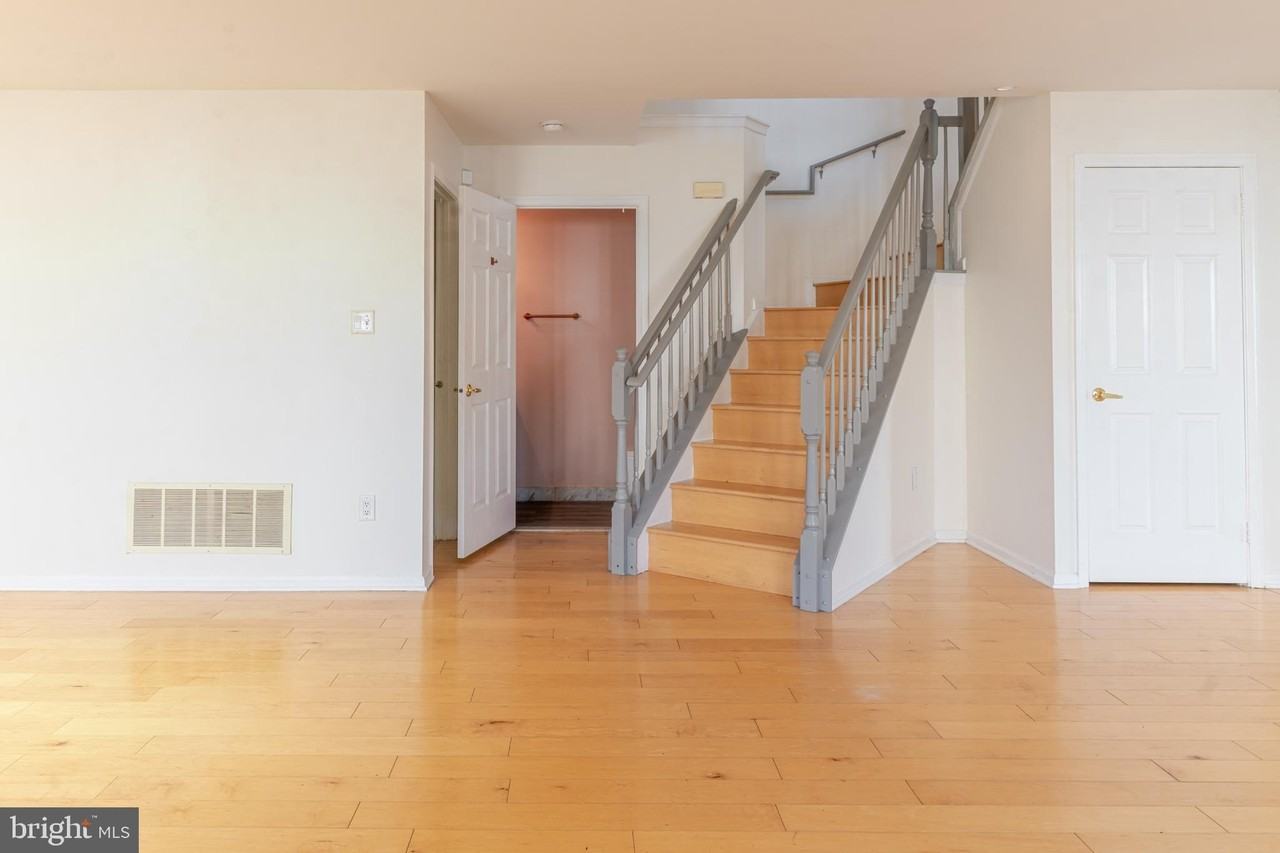 21 Stokes Rd - Photo 6 of 36