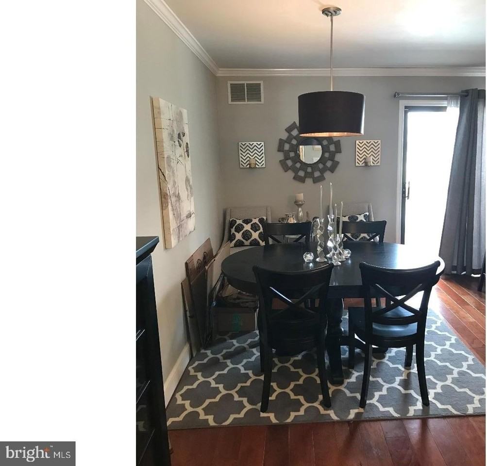 1803 Woodhollow Dr - Photo 2 of 7