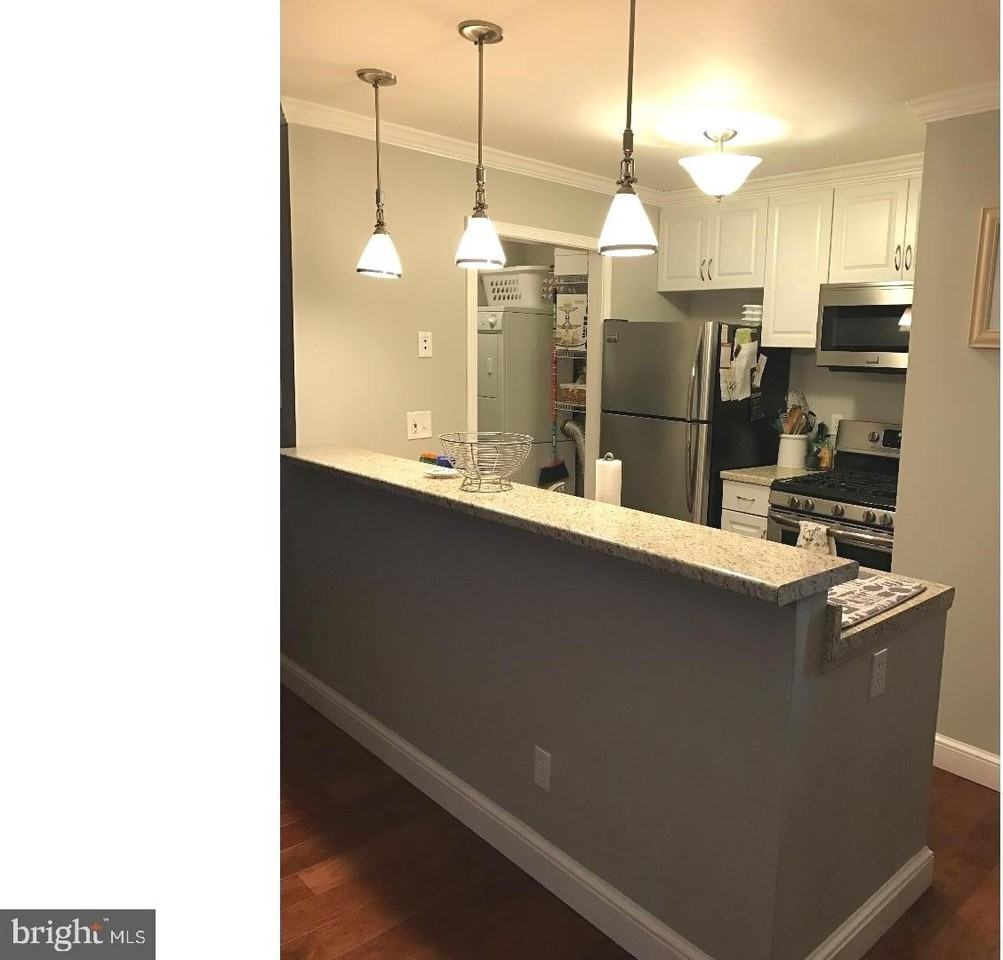 1803 Woodhollow Dr - Photo 3 of 7