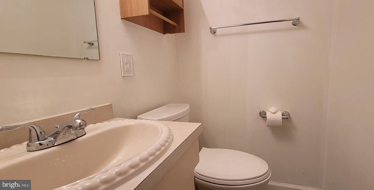 2209 Greenwood Dr - Photo 7 of 17