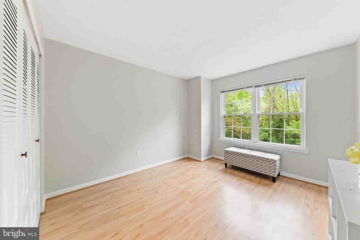 41 Quince Ct - Photo 4 of 33