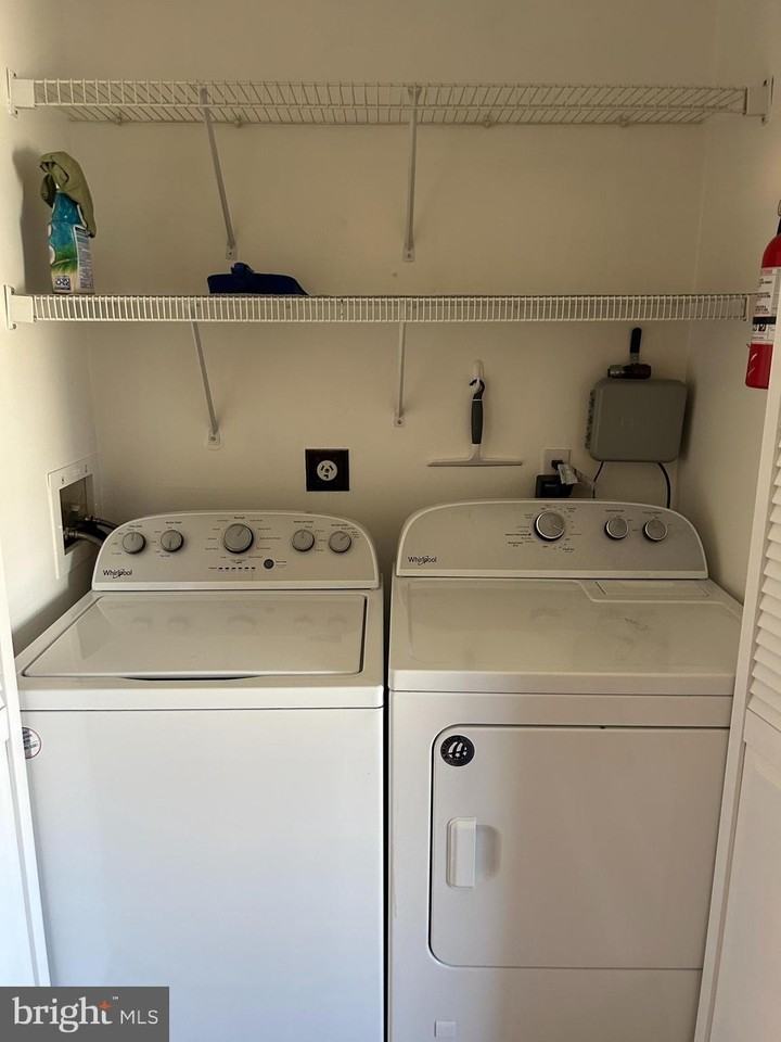 310 Ridge Ave - Photo 4 of 13