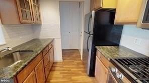 244 Drummers Ln - Photo 2 of 11