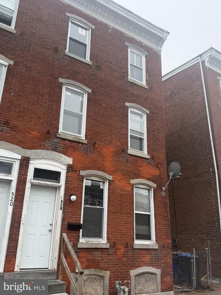 518 Chain St - Photo 2 of 16