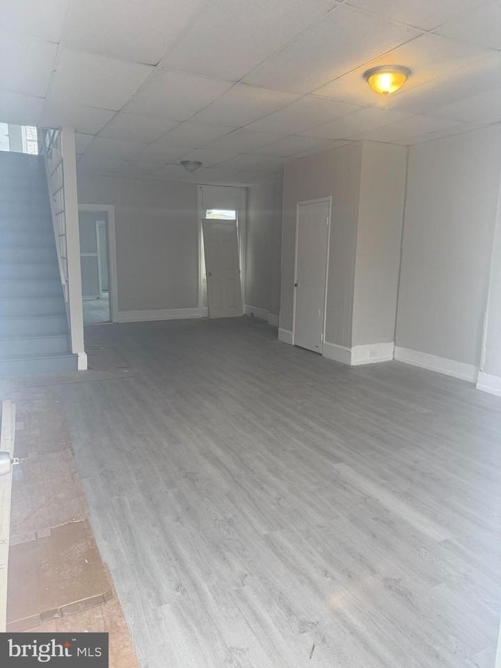 518 Chain St - Photo 3 of 16