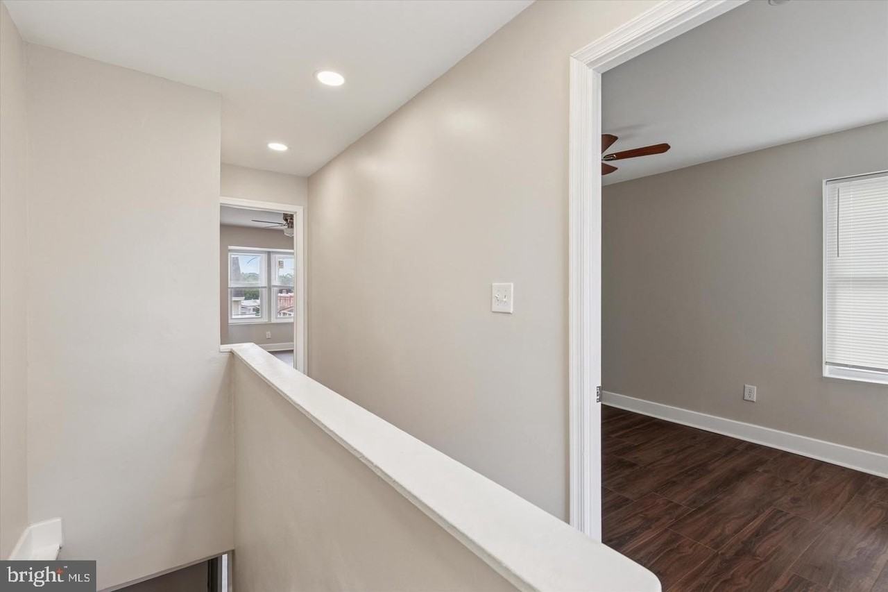 731 W Lafayette St Unit 2 - Photo 7 of 17