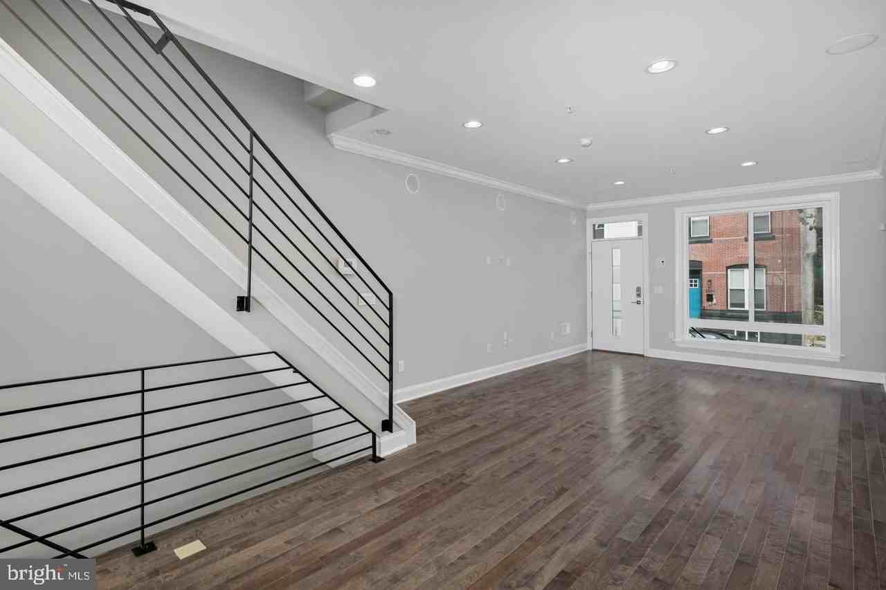 220 Cecil B Moore Ave - Photo 2 of 25