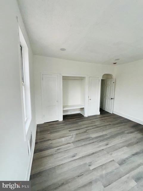 2029 E Tioga St 2nd Fl - Photo 3 of 11