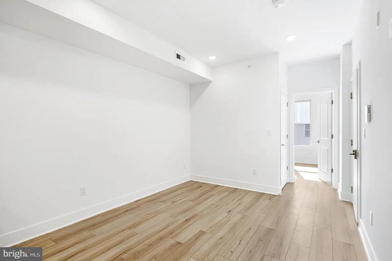 2524 Cecil B Moore Ave Unit 3 - Photo 3 of 12