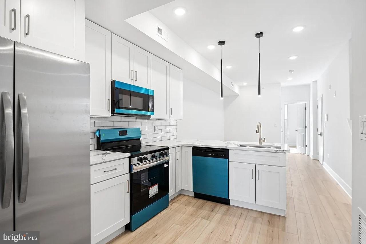 2524 Cecil B Moore Ave Unit 3 - Photo 6 of 12