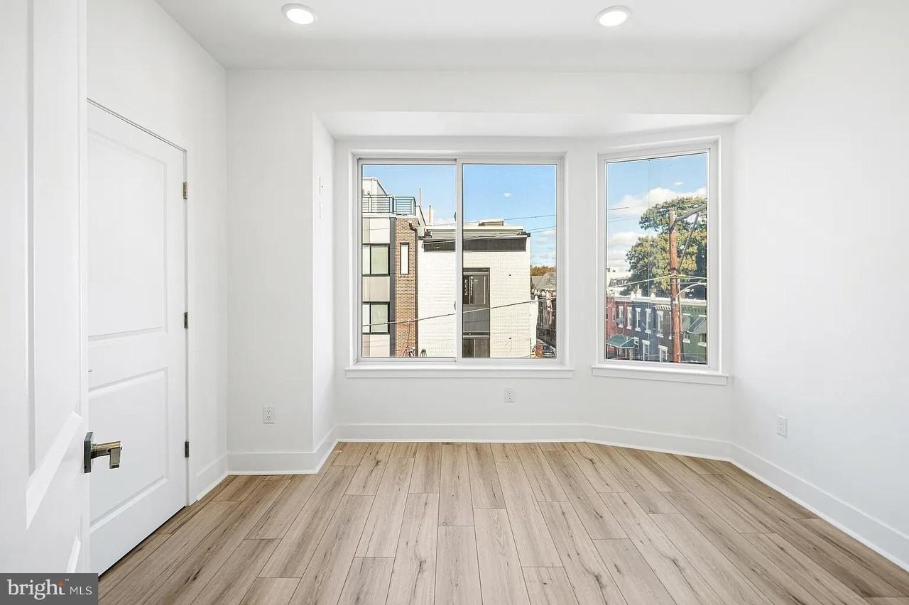 2524 Cecil B Moore Ave Unit 3 - Photo 7 of 12