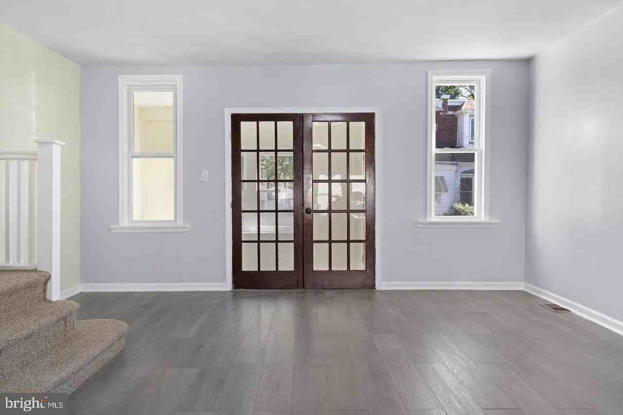 617 E Brinton St - Photo 5 of 20