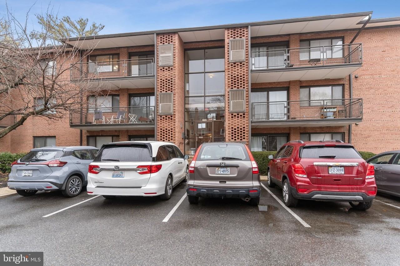 4371 Cherry Hill Rd Apt 204 - Photo 2 of 17