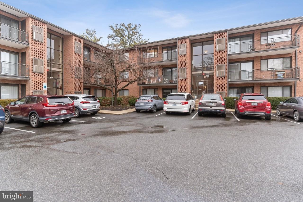 4371 Cherry Hill Rd Apt 204 - Photo 3 of 17