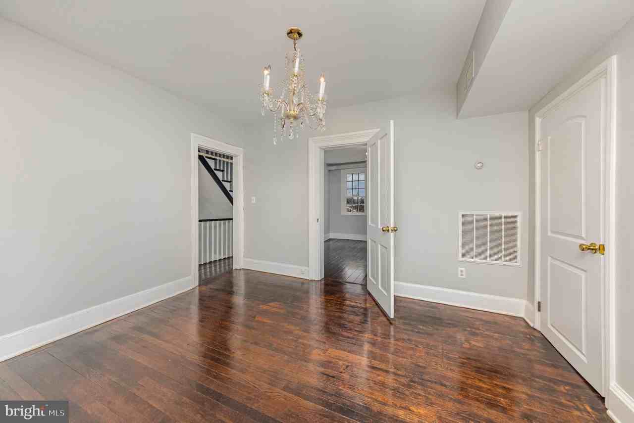 503 Caroline St Unit 2 - Photo 6 of 12